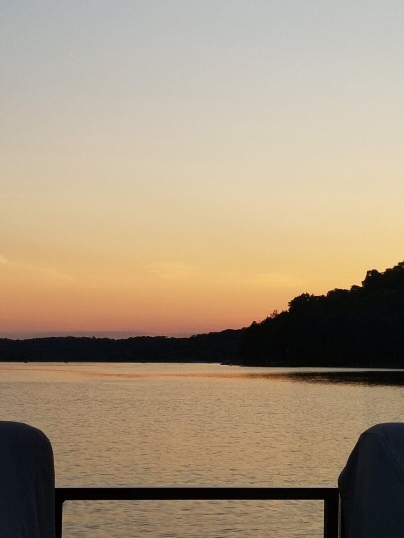 A sunset at Lake Sherwood